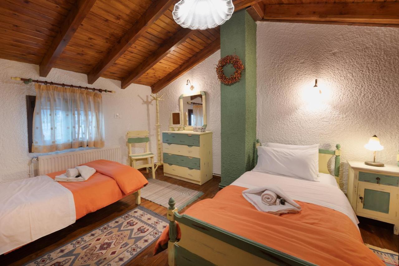 Renata 2 Livadi Arachovas Chalet Kalivia (Voiotia)