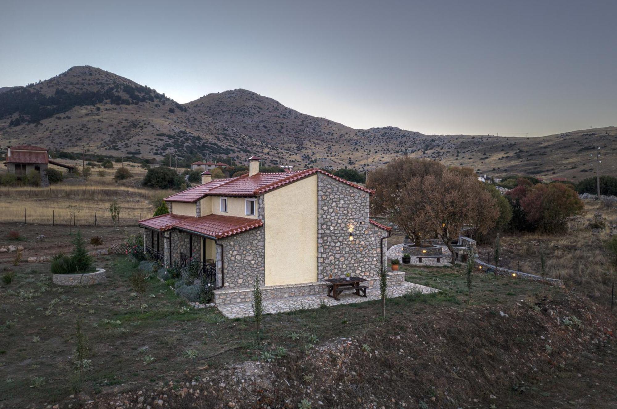 Chalet Renata 2 Livadi Arachovas Kalivia (Voiotia)
