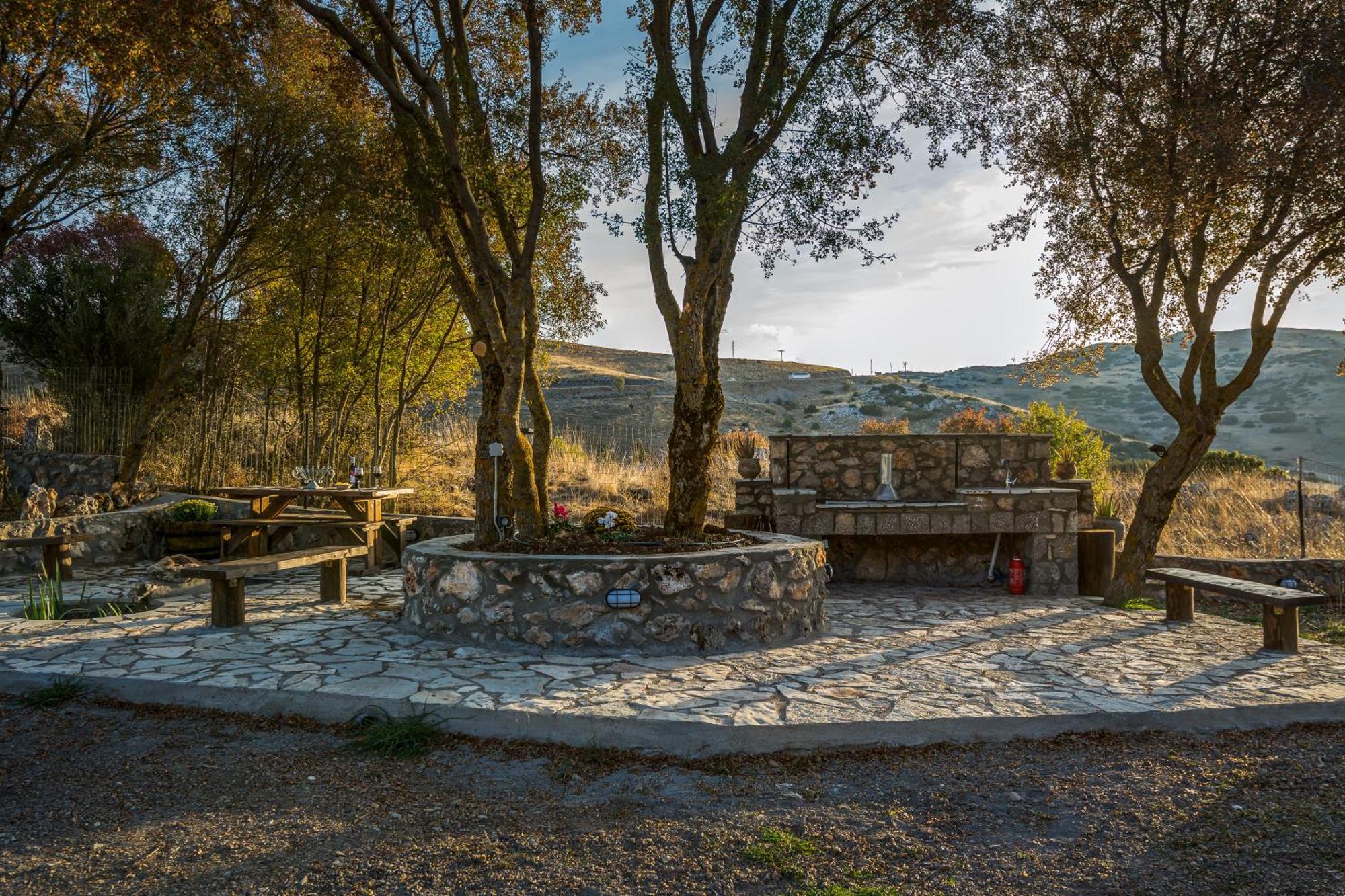 Renata 2 Livadi Arachovas Chalet Kalivia (Voiotia)